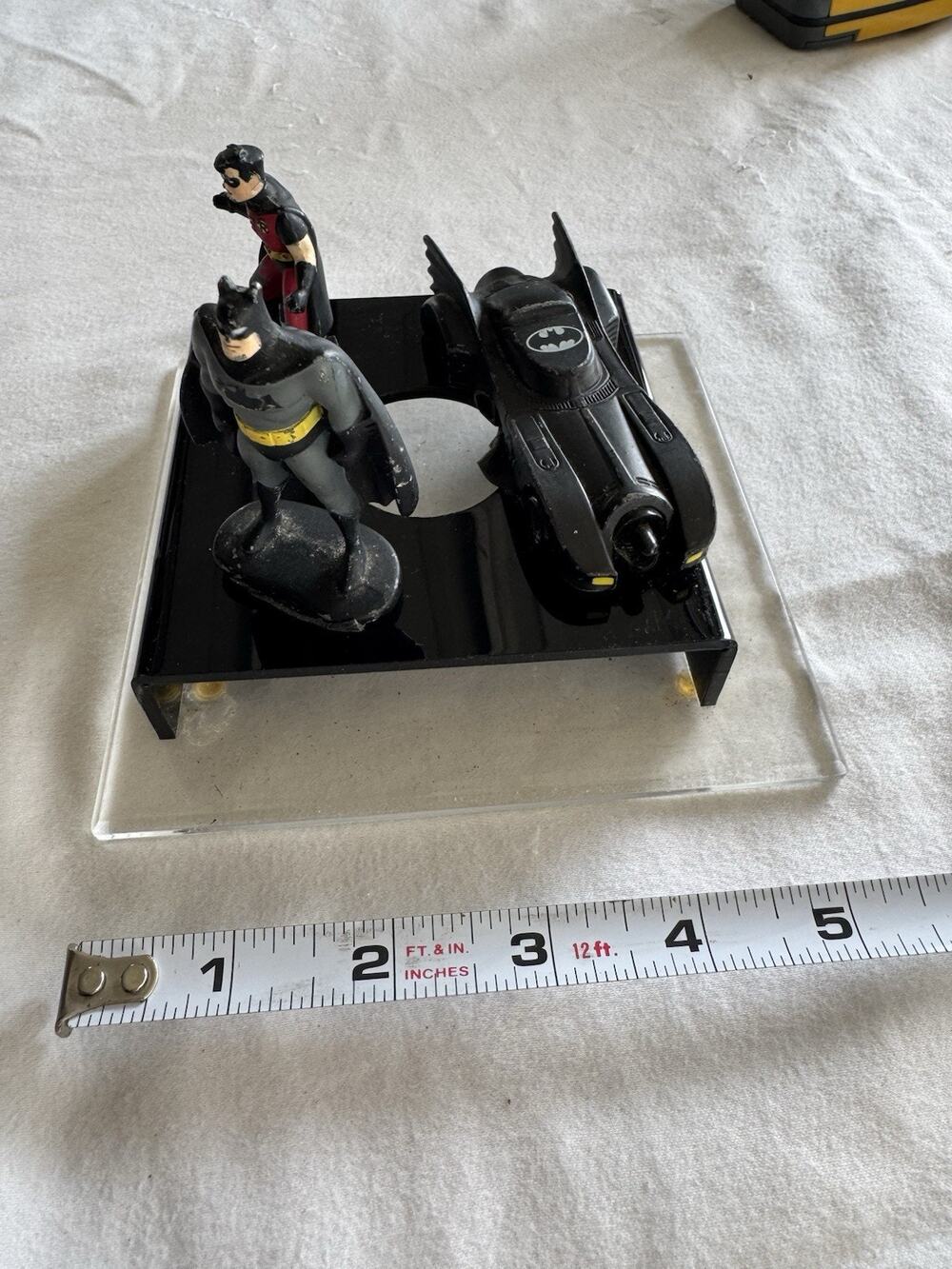 Hasbro Robin metal figurine Batman Batmobile Vehicle and Figure Set Vintage